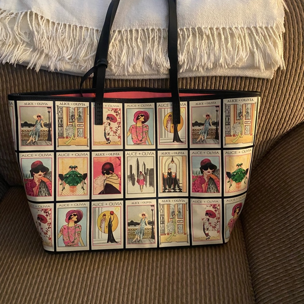 Alice + Olivia Illustrated Tote Bag - Black and Cream